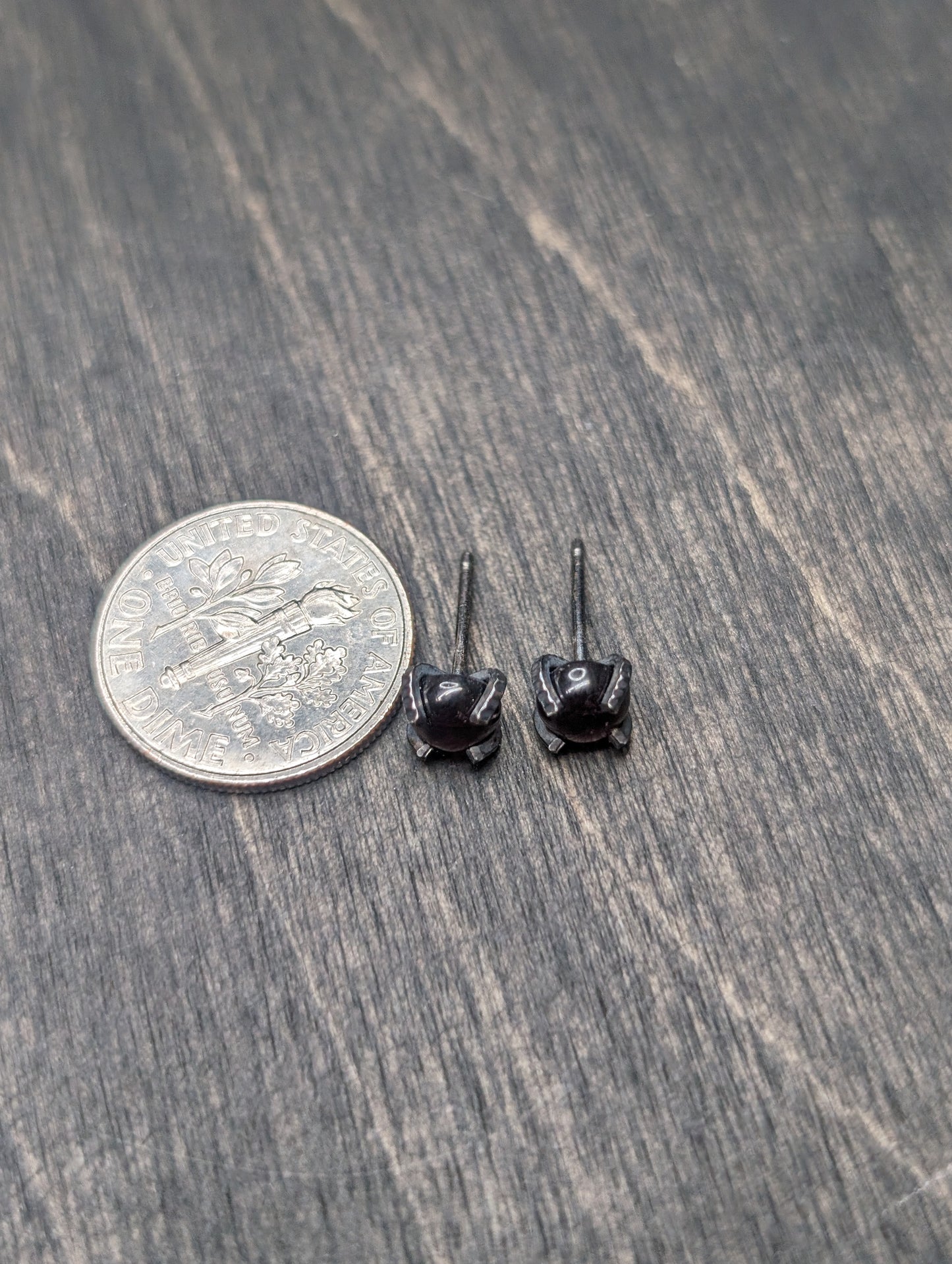 Smooth Round Garnet Sterling Silver Textured Stud Earrings