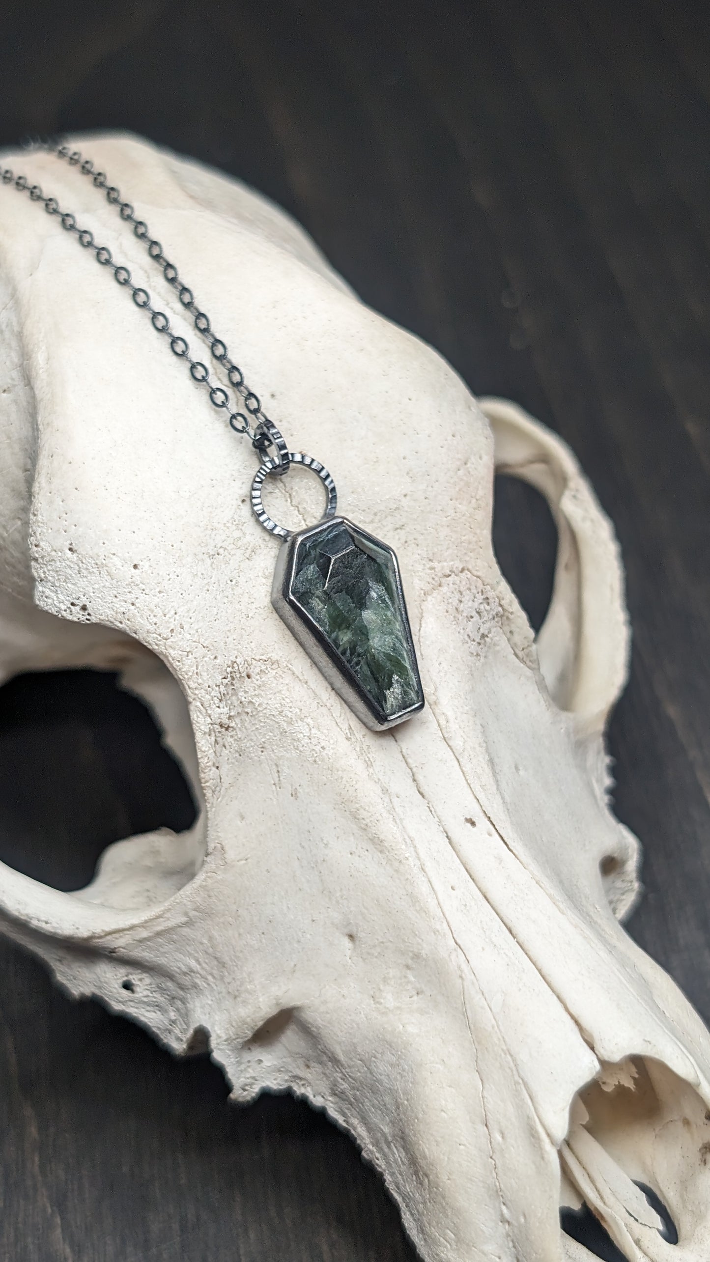 Seraphinite Coffin Textured Sterling Silver Necklace