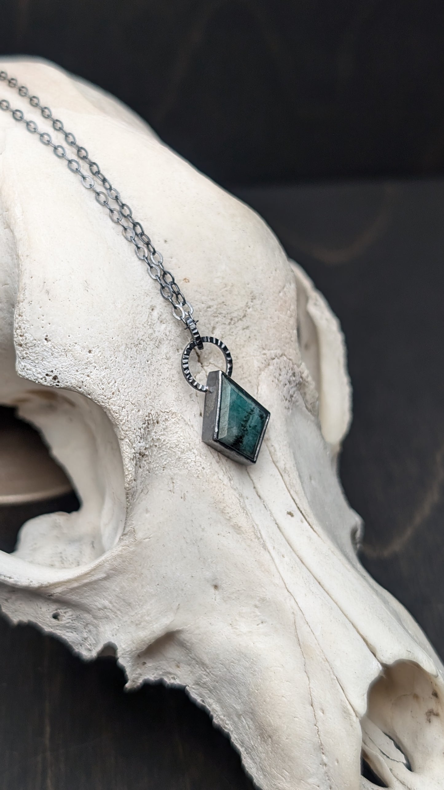 Emerald Kite Textured Sterling Silver Necklace