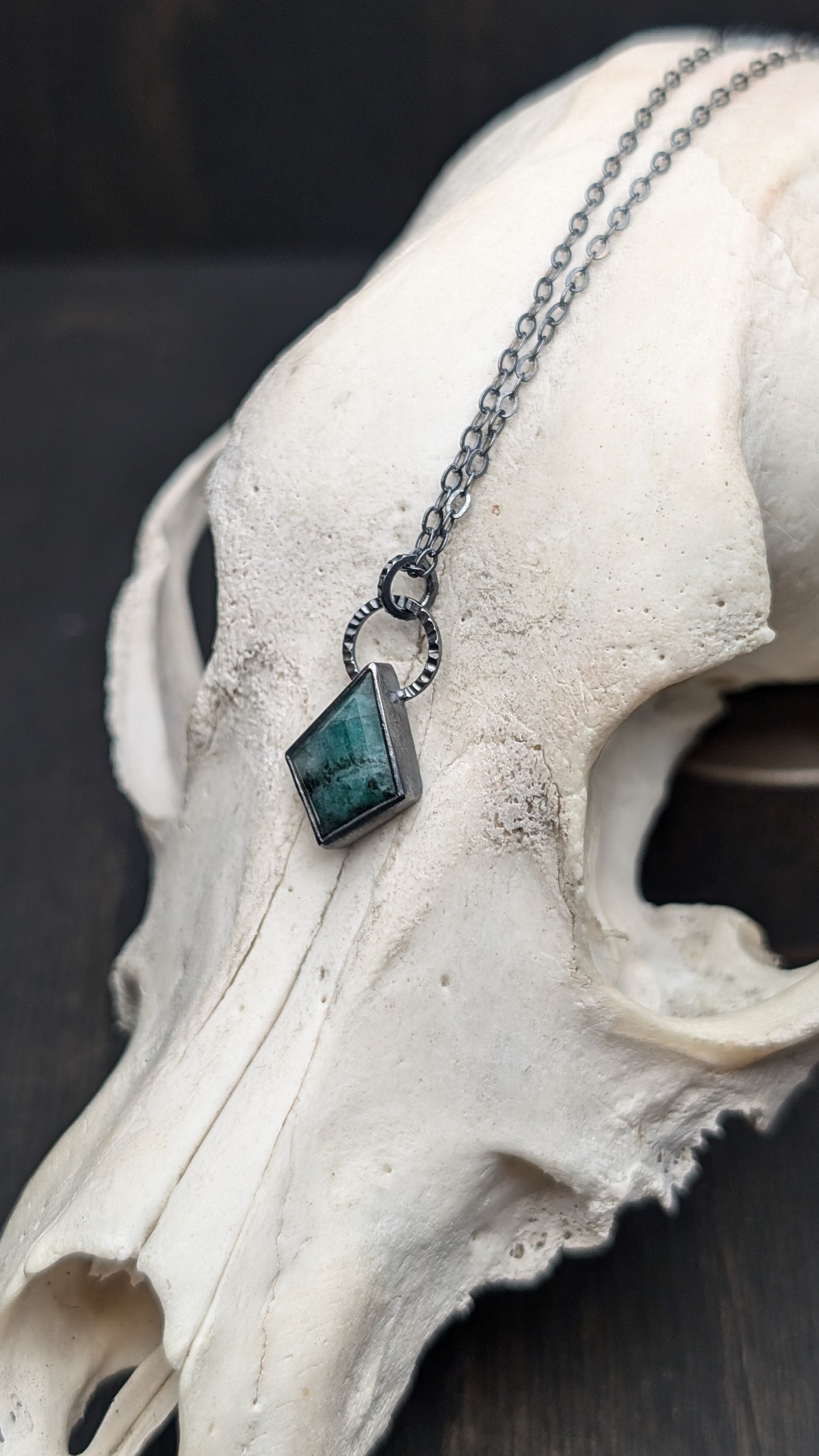 Emerald Kite Textured Sterling Silver Necklace
