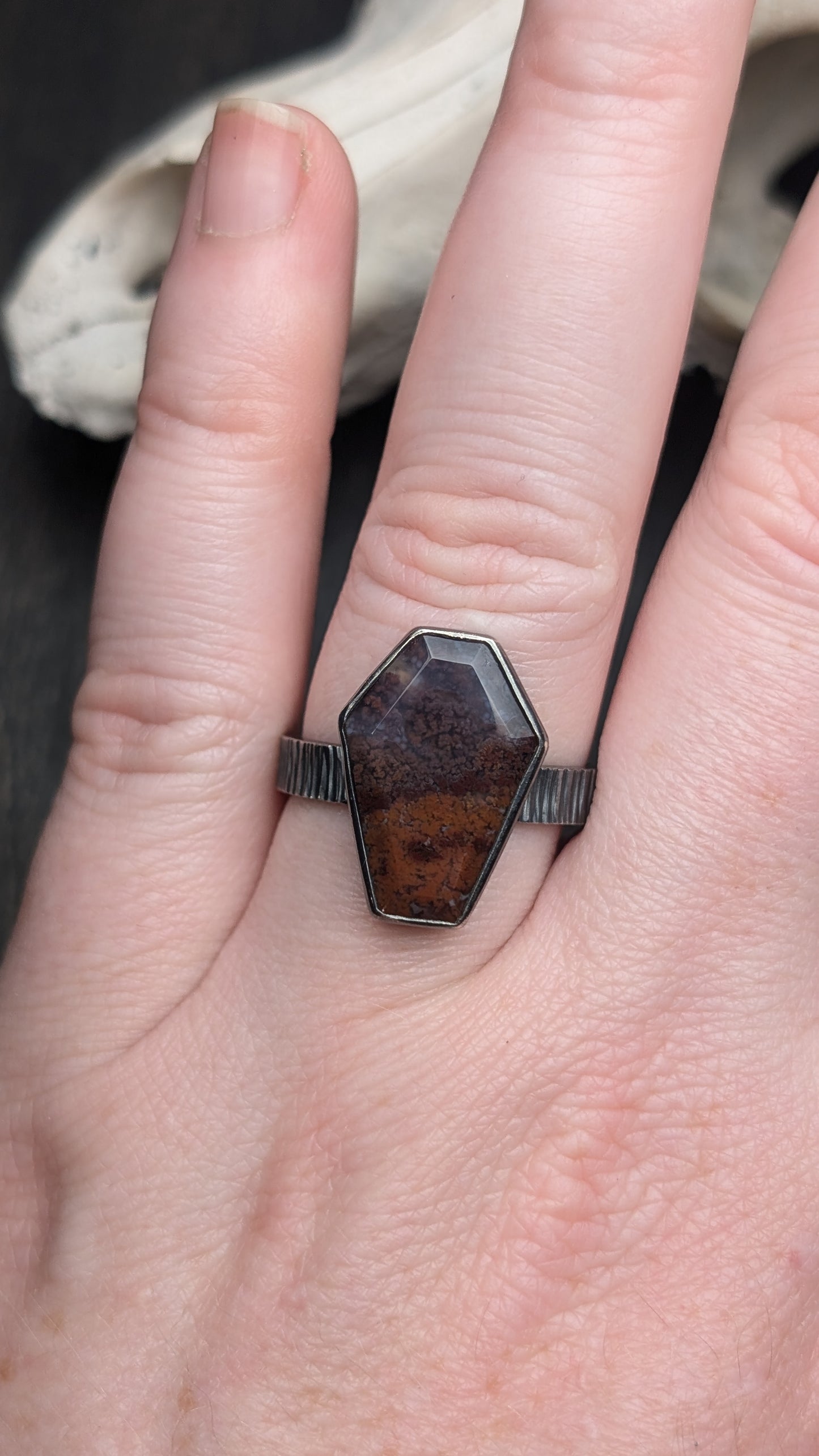 Scenic Plume Moss Agate Coffin Textured Sterling Silver Ring Size 11