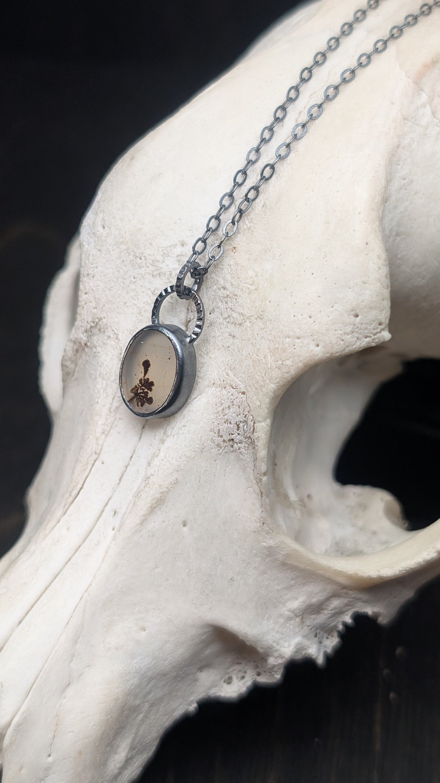 Dainty Oval Dendritic Agate Slice Textured Sterling Silver Necklace