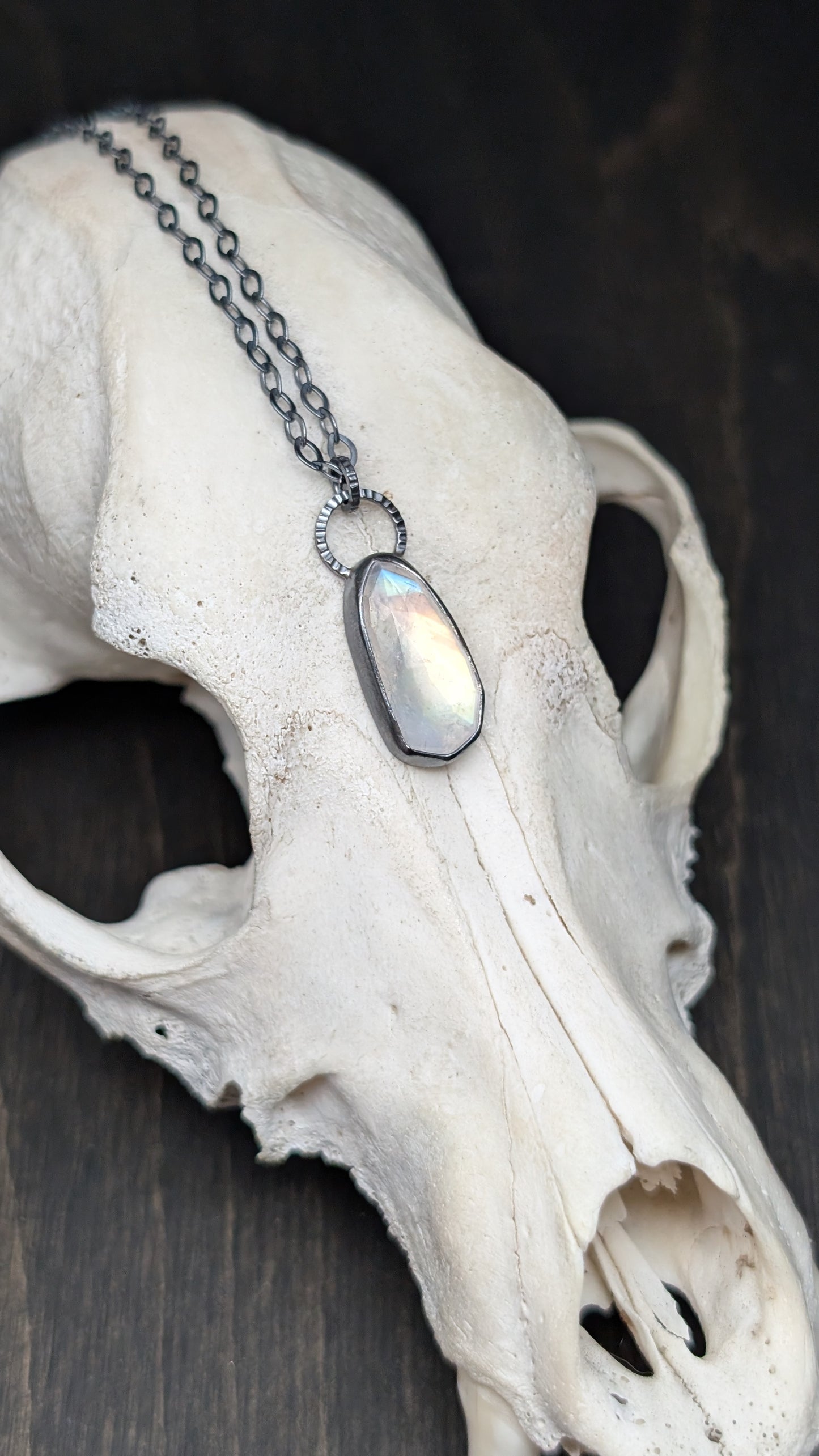 Rosecut Rainbow Moonstone Textured Sterling Silver Necklace