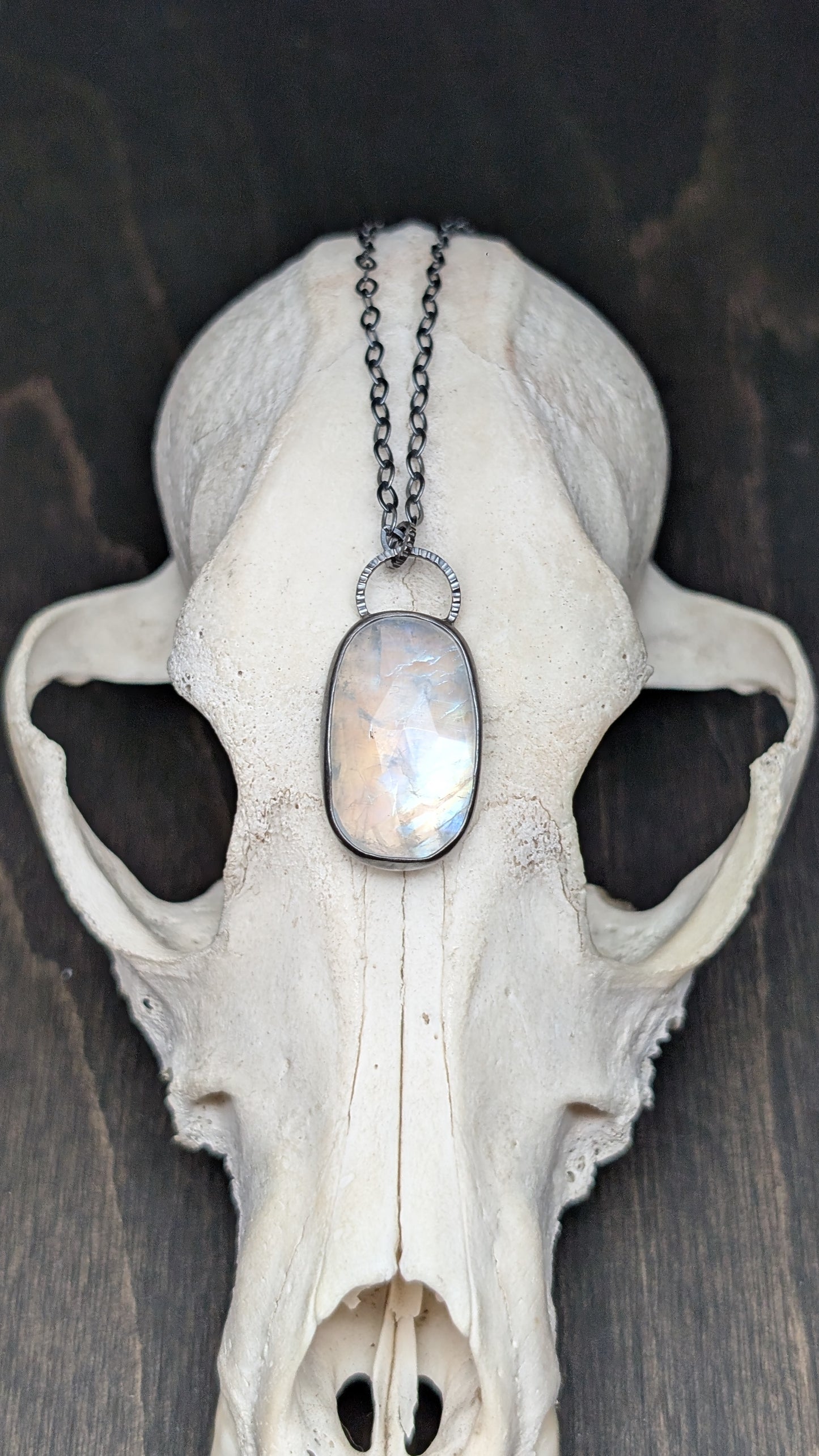 Rosecut Rainbow Moonstone Textured Sterling Silver Necklace