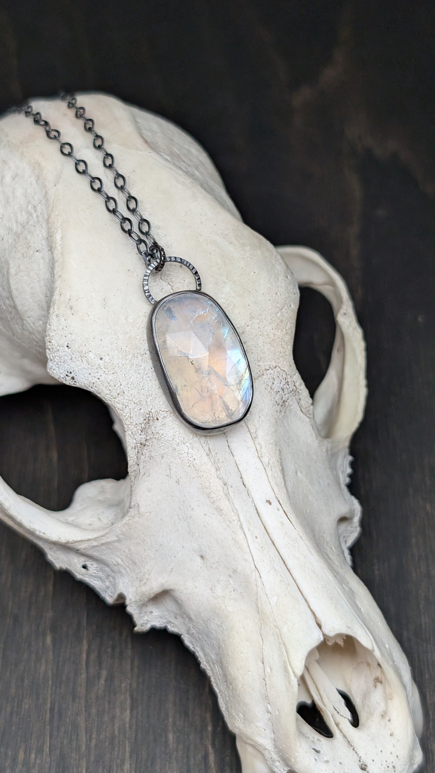 Rosecut Rainbow Moonstone Textured Sterling Silver Necklace