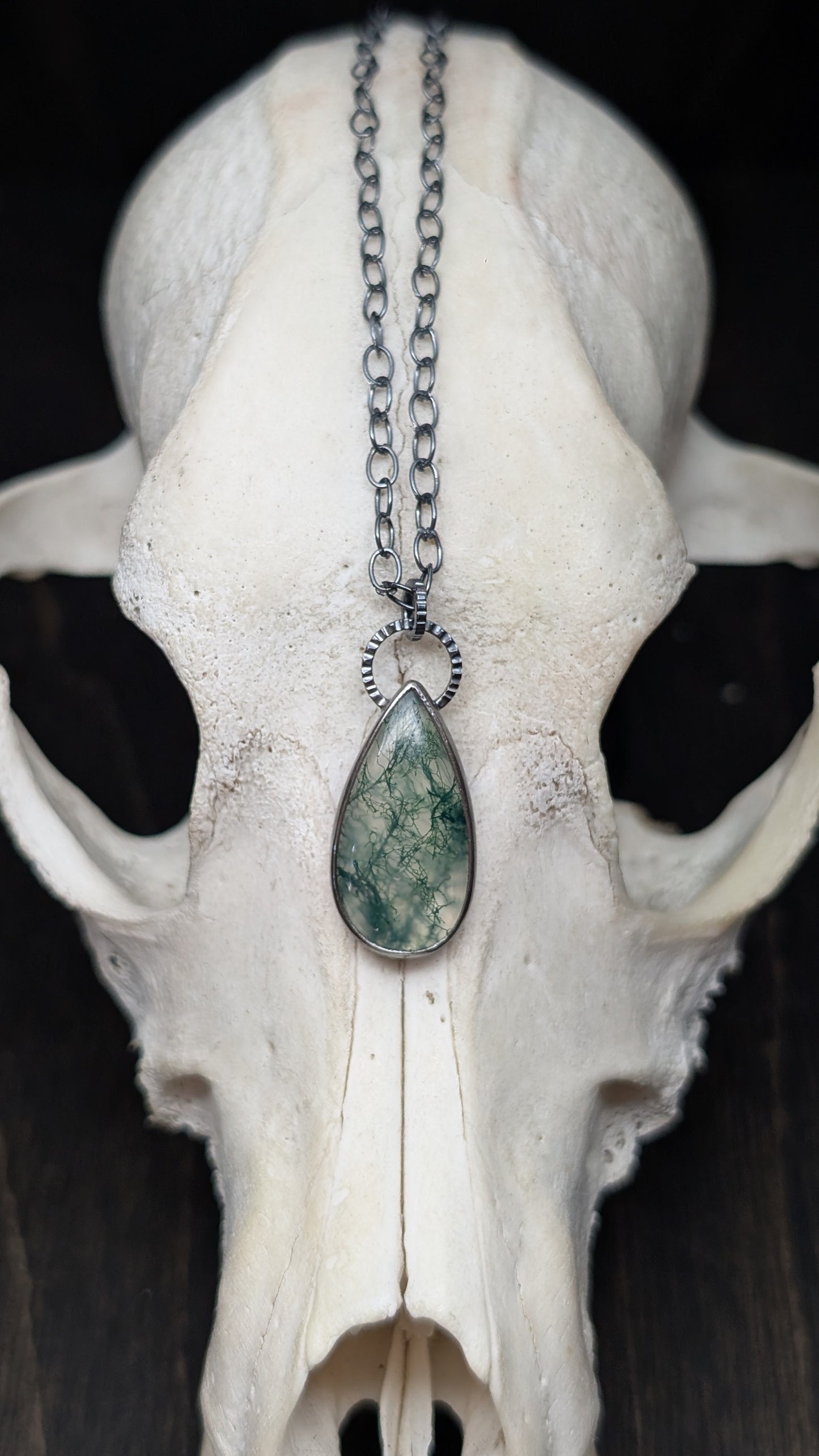 Moss Agate Smooth Teardrop Textured Sterling Silver Necklace