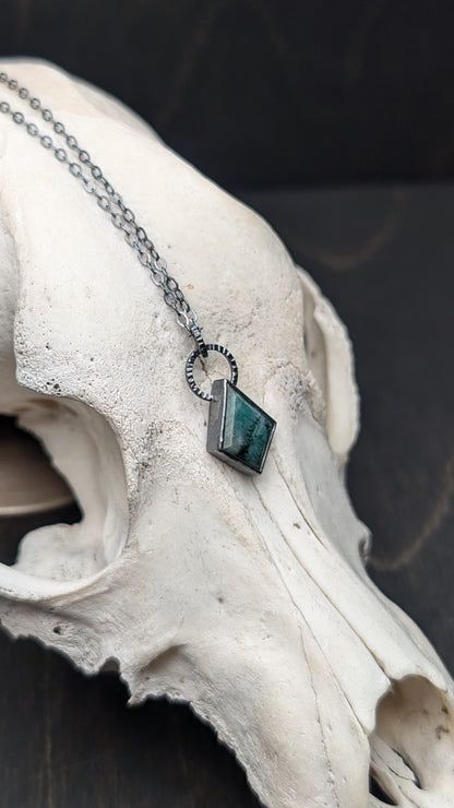 Emerald Kite Textured Sterling Silver Necklace