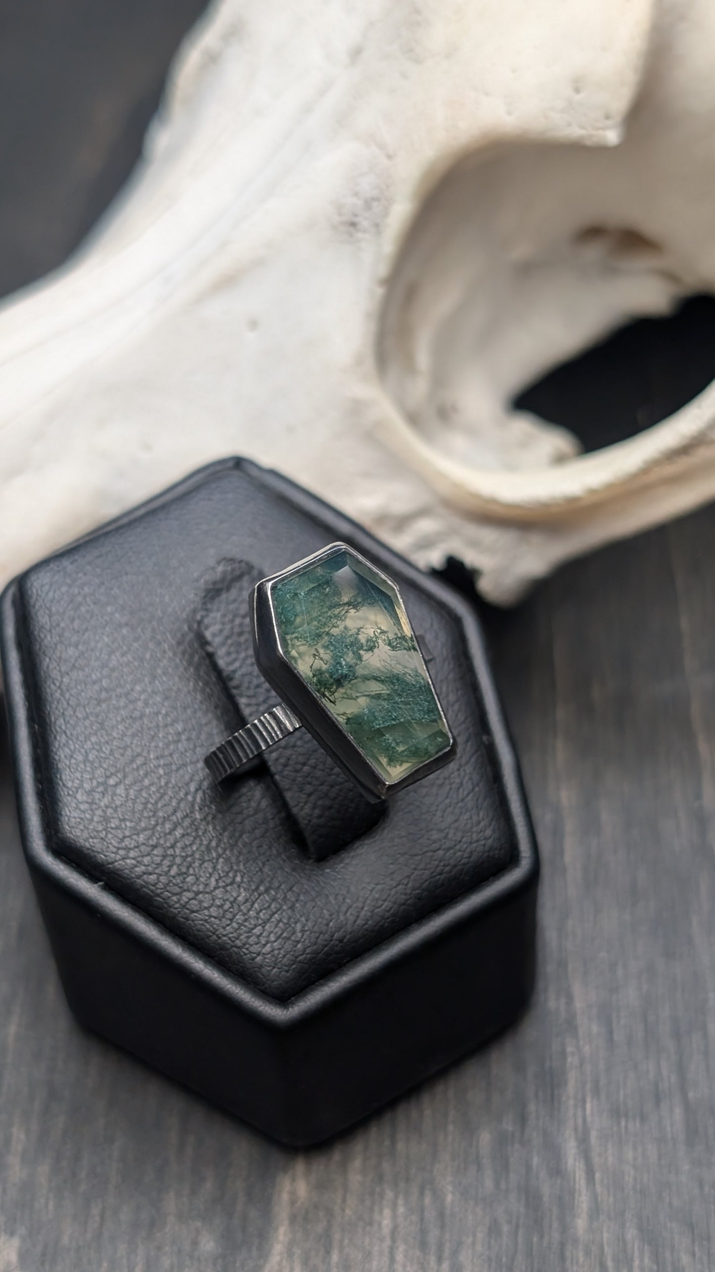 Moss Agate Coffin Textured Sterling Silver Ring Size 5