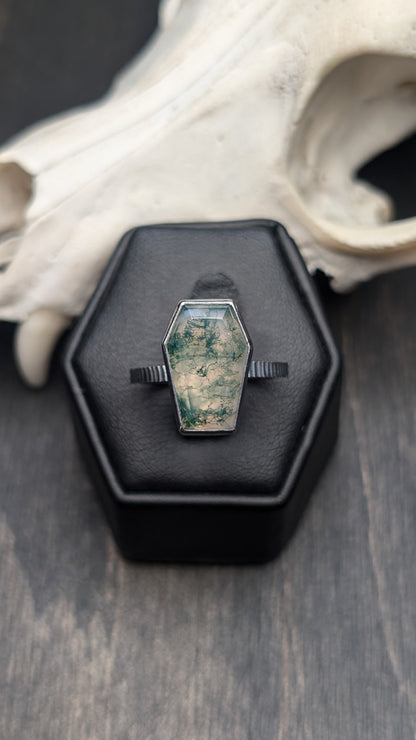 Moss Agate Coffin Textured Sterling Silver Ring Size 8.5