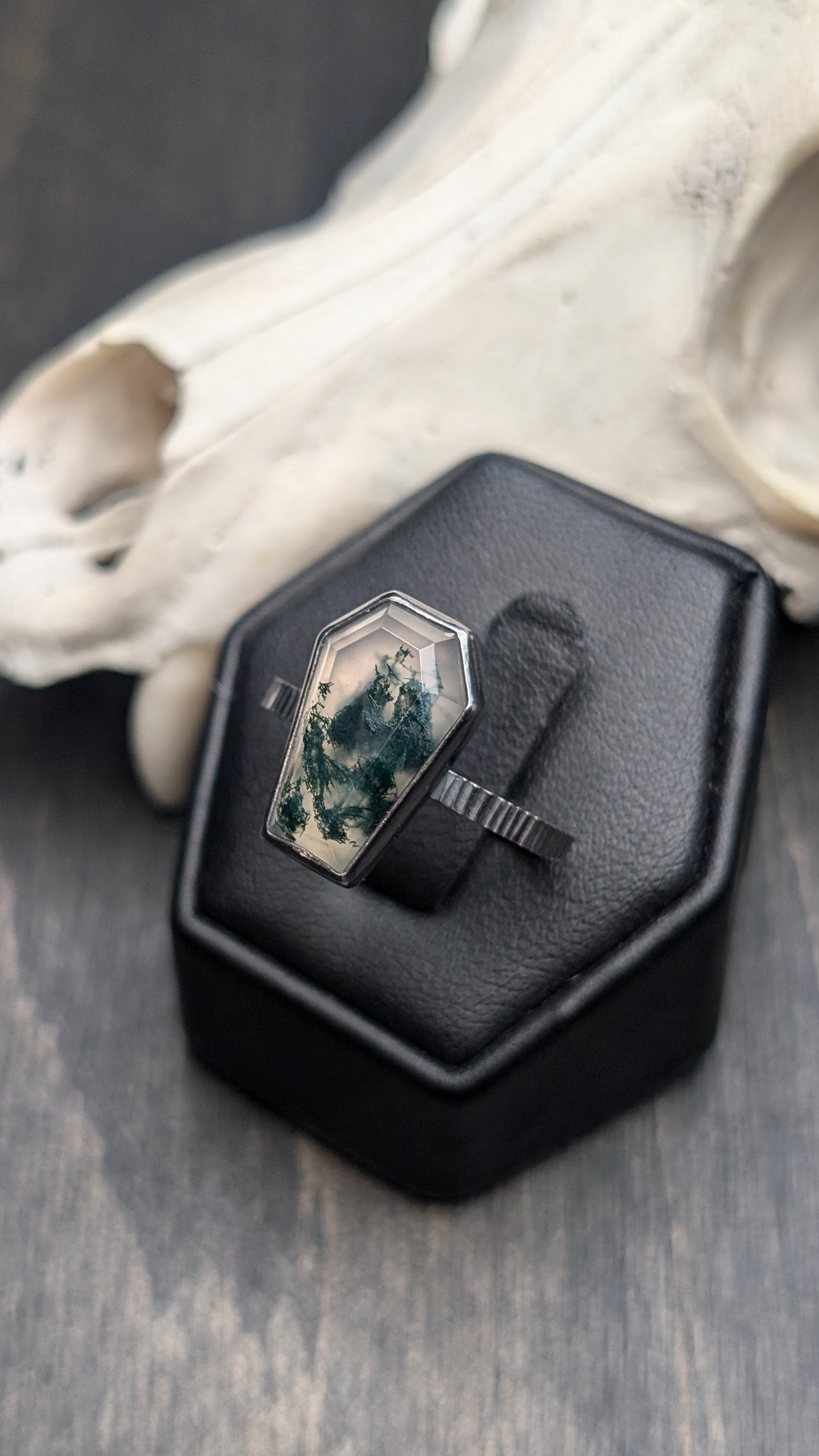 Moss Agate Coffin Textured Sterling Silver Ring Size 9