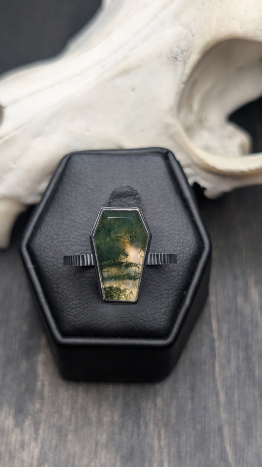 Moss Agate Coffin Textured Sterling Silver Ring Size 9.5