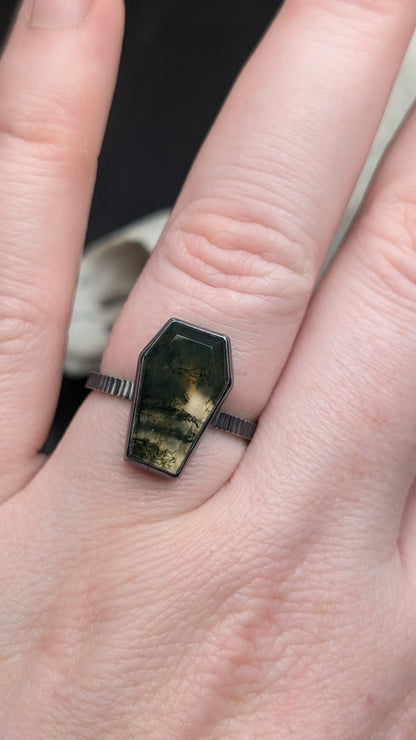 Moss Agate Coffin Textured Sterling Silver Ring Size 9.5