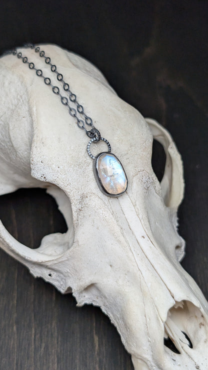 Rosecut Rainbow Moonstone Textured Sterling Silver Necklace