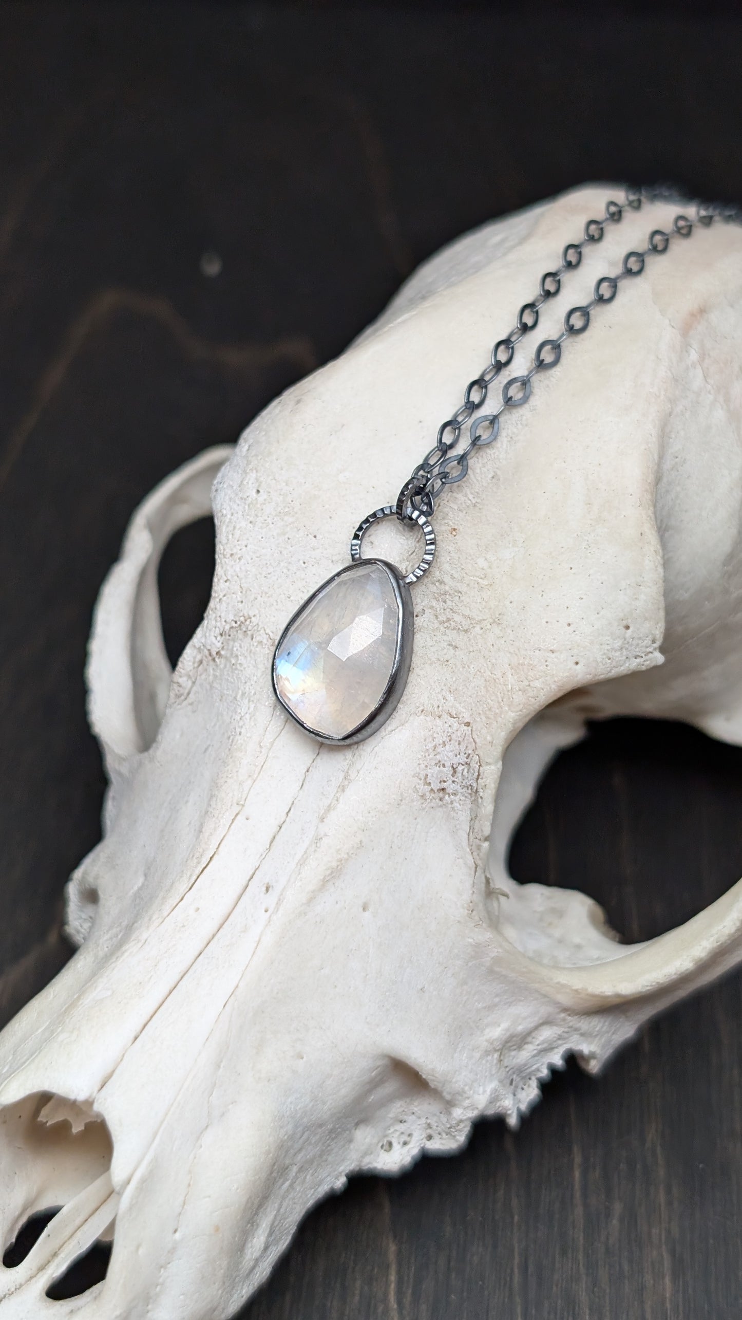 Rosecut Rainbow Moonstone Textured Sterling Silver Necklace