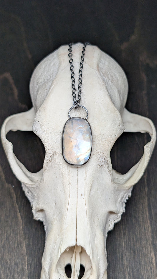 Rosecut Rainbow Moonstone Textured Sterling Silver Necklace