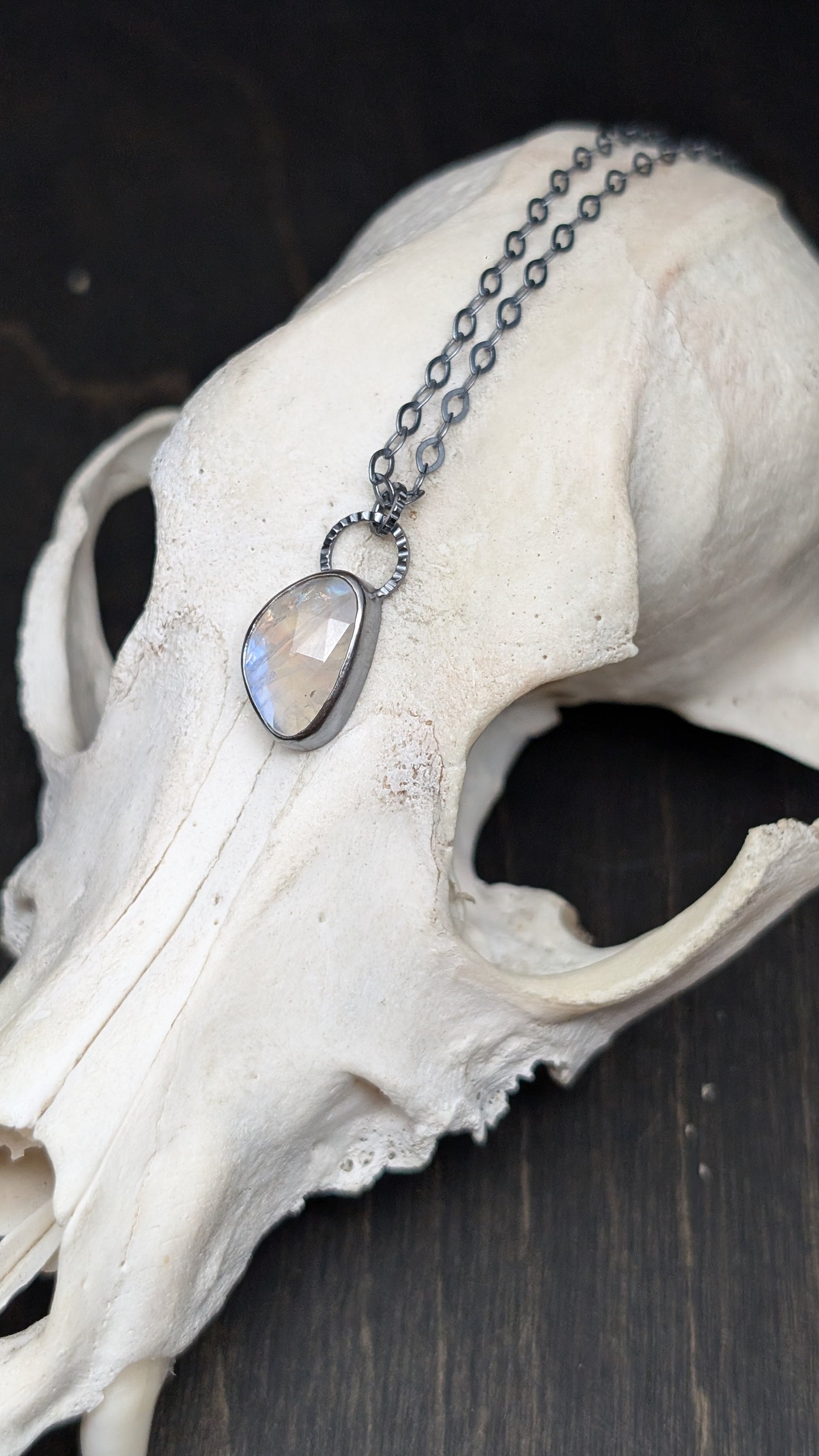 Rosecut Rainbow Moonstone Textured Sterling Silver Necklace