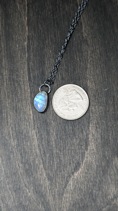 Rosecut Rainbow Moonstone Textured Sterling Silver Necklace