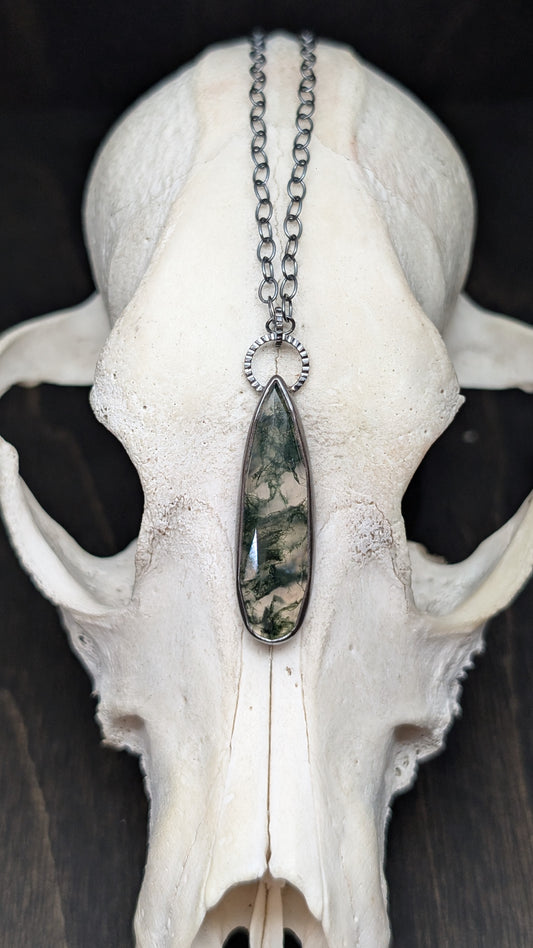 Moss Agate Long Teardrop Textured Sterling Silver Necklace