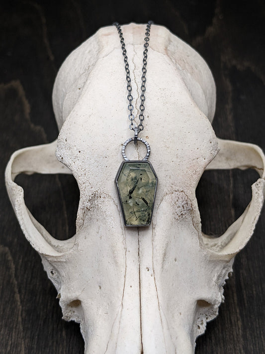 Prehnite Coffin Textured Sterling Silver Necklace